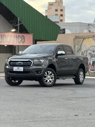 FORD RANGER 3.2 XLT 4X4 CD 20V DIESEL 4P AUTOMÁTICO FORD RANGER 3.2 XLT 4X4 CD 20V DIESEL 4P AUTOMÁTICO