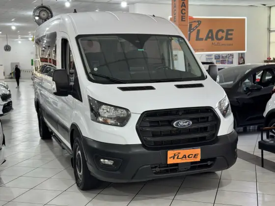 FORD TRANSIT 2.0 ECOBLUE DIESEL MINIBUS 15+1 410L MANUAL FORD TRANSIT 2.0 ECOBLUE DIESEL MINIBUS 15+1 410L MANUAL