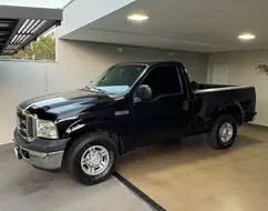 FORD F-250 3.9 XLT 4X2 CS DIESEL 2P MANUAL FORD F-250 3.9 XLT 4X2 CS DIESEL 2P MANUAL
