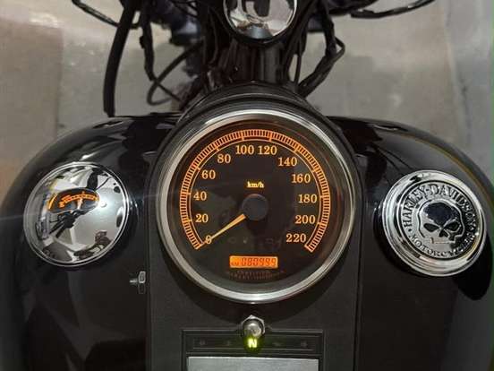 HARLEY-DAVIDSON-NIGHT TRAIN HARLEY-DAVIDSON-NIGHT TRAIN-2005
