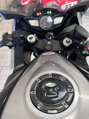 HONDA-VFR 1200F HONDA-VFR 1200F-2011