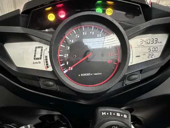 HONDA-VFR 1200F HONDA-VFR 1200F-2011