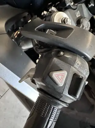 HONDA-VFR 1200F HONDA-VFR 1200F-2011