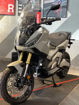 HONDA X-ADV 