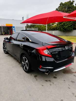 HONDA-CIVIC-2019