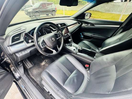 HONDA-CIVIC-2019