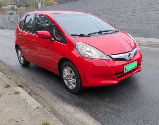 HONDA-FIT-2013