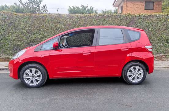 HONDA-FIT-2013