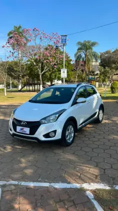HYUNDAI HB20 1.6 COMFORT STYLE 16V FLEX 4P AUTOMÁTICO HYUNDAI HB20 1.6 COMFORT STYLE 16V FLEX 4P AUTOMÁTICO