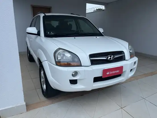 HYUNDAI-TUCSON-2.0 MPFI GLS BASE 16V 143CV 2WD FLEX 4P AUTOMÁTICO HYUNDAI-TUCSON-2015