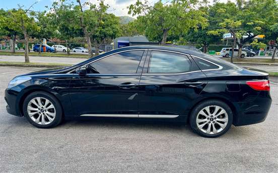 HYUNDAI-AZERA-2014