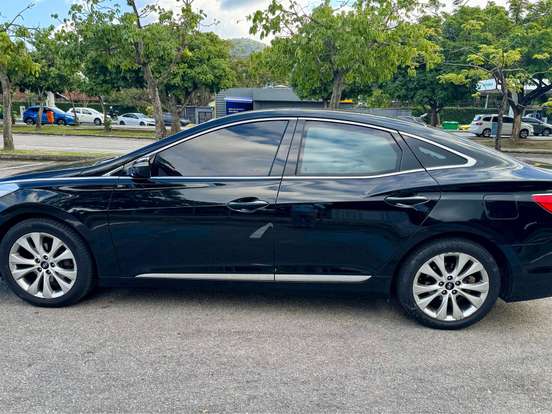 HYUNDAI-AZERA-3.0 MPFI GLS V6 24V GASOLINA 4P AUTOMÁTICO HYUNDAI-AZERA-2014