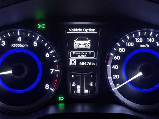 HYUNDAI-AZERA-3.0 MPFI GLS V6 24V GASOLINA 4P AUTOMÁTICO HYUNDAI-AZERA-2014