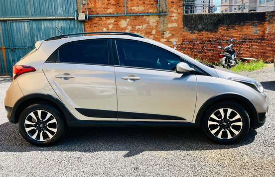 HYUNDAI-HB20-2018