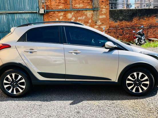 HYUNDAI-HB20-1.6 PREMIUM 16V FLEX 4P AUTOMÁTICO HYUNDAI-HB20-2018
