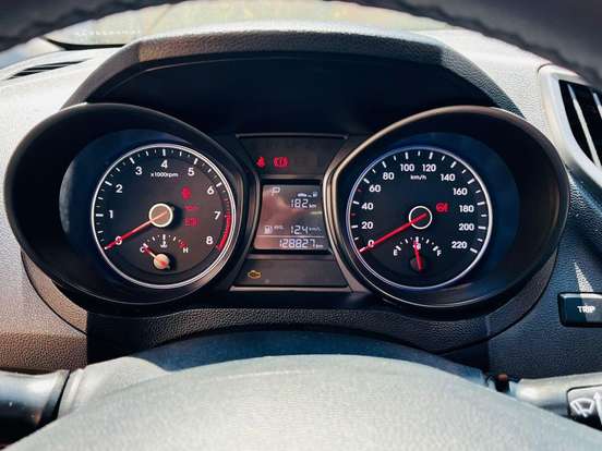HYUNDAI-HB20-1.6 PREMIUM 16V FLEX 4P AUTOMÁTICO HYUNDAI-HB20-2018