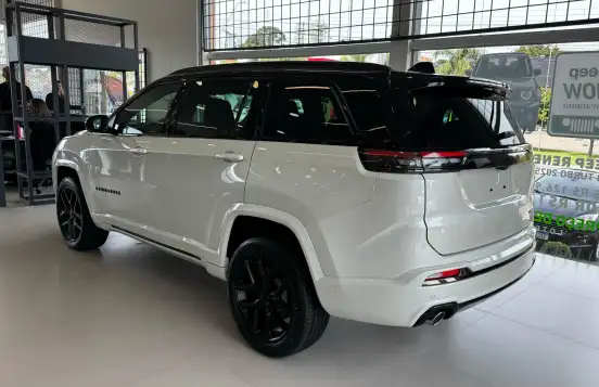 JEEP-COMMANDER-2026