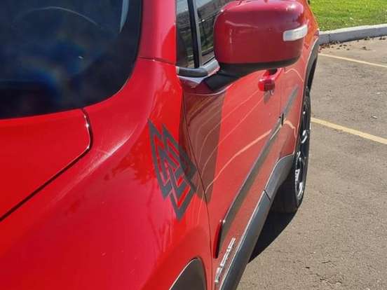 JEEP-RENEGADE-2.0 16V TURBO DIESEL LONGITUDE 4P 4X4 AUTOMÁTICO JEEP-RENEGADE-2015