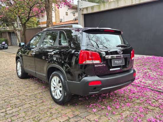 KIA-SORENTO-2.4 EX2 4X2 16V GASOLINA 4P AUTOMÁTICO KIA-SORENTO-2010