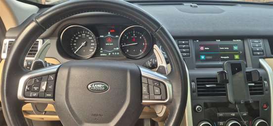 LAND ROVER-DISCOVERY SPORT-2017