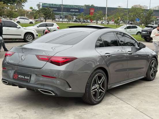 MERCEDES-BENZ-CLA 200-2024