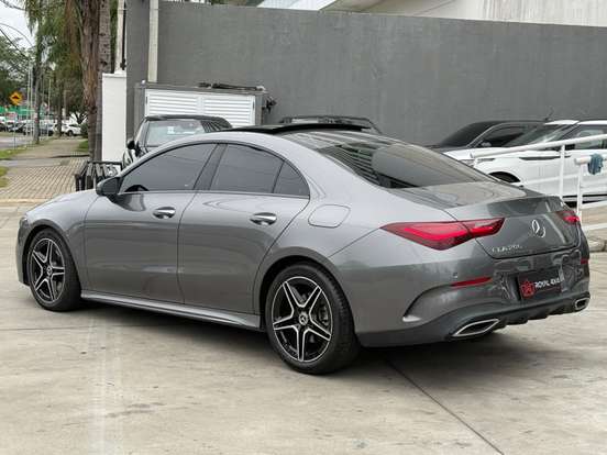 MERCEDES-BENZ-CLA 200-2024