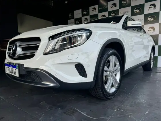 MERCEDES-BENZ GLA 200 1.6 CGI ADVANCE 16V TURBO FLEX 4P AUTOMÁTICO MERCEDES-BENZ GLA 200 1.6 CGI ADVANCE 16V TURBO FLEX 4P AUTOMÁTICO