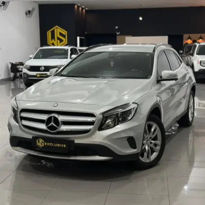 MERCEDES-BENZ GLA 200 1.6 CGI STYLE 16V TURBO FLEX 4P AUTOMÁTICO MERCEDES-BENZ GLA 200 1.6 CGI STYLE 16V TURBO FLEX 4P AUTOMÁTICO