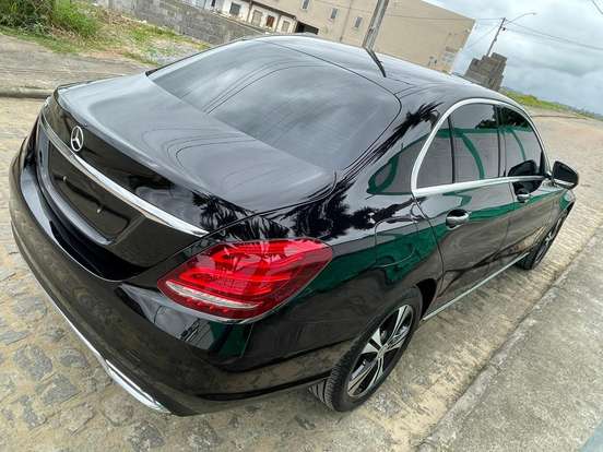 MERCEDES-BENZ-C 180-1.6 CGI 16V TURBO FLEX 4P AUTOMÁTICO MERCEDES-BENZ-C 180-2017