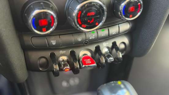 MINI-COOPER-2.0 S EXCLUSIVE 16V TURBO GASOLINA 2P AUTOMÁTICO MINI-COOPER-2016