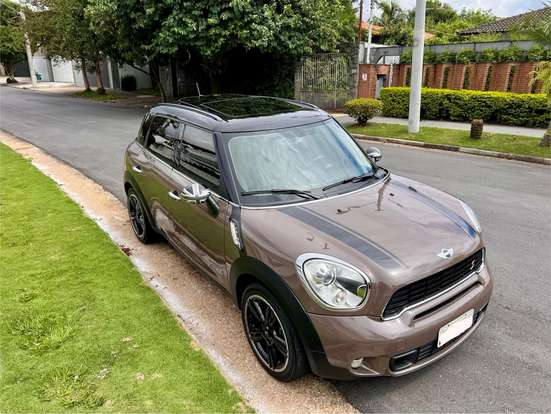 MINI-COUNTRYMAN-2011
