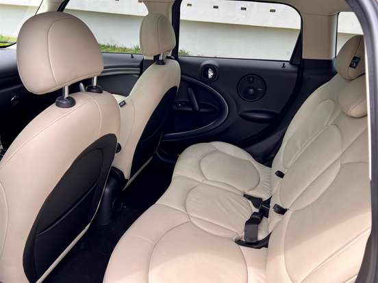 MINI-COUNTRYMAN-2011