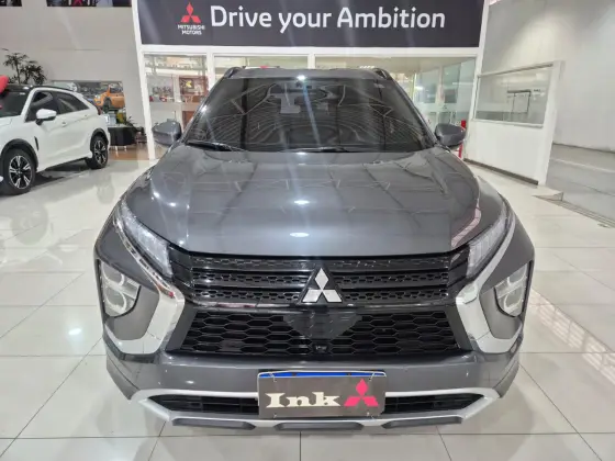 MITSUBISHI ECLIPSE CROSS 1.5 MIVEC TURBO GASOLINA HPE CVT MITSUBISHI ECLIPSE CROSS 1.5 MIVEC TURBO GASOLINA HPE CVT