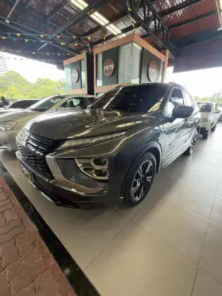 MITSUBISHI ECLIPSE CROSS 1.5 MIVEC TURBO GASOLINA HPE-S CVT MITSUBISHI ECLIPSE CROSS 1.5 MIVEC TURBO GASOLINA HPE-S CVT