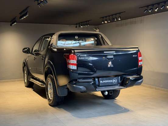 MITSUBISHI-L200 TRITON-2.4 16V TURBO DIESEL SPORT GLS CD 4P 4X4 AUTOMÁTICO MITSUBISHI-L200 TRITON-2018