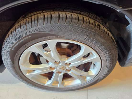 MITSUBISHI-OUTLANDER-2013