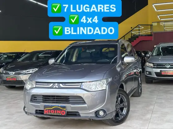 MITSUBISHI OUTLANDER 3.0 GT 4X4 V6 24V GASOLINA 4P AUTOMÁTICO MITSUBISHI OUTLANDER 3.0 GT 4X4 V6 24V GASOLINA 4P AUTOMÁTICO