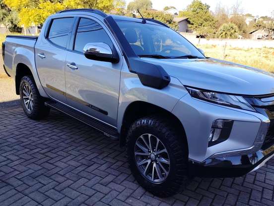 MITSUBISHI-L200 TRITON-2.4 16V TURBO DIESEL SPORT HPE CD 4P 4X4 AUTOMÁTICO MITSUBISHI-L200 TRITON-2023