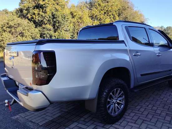 MITSUBISHI-L200 TRITON-2023