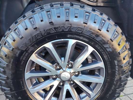 MITSUBISHI-L200 TRITON-2.4 16V TURBO DIESEL SPORT HPE CD 4P 4X4 AUTOMÁTICO MITSUBISHI-L200 TRITON-2023
