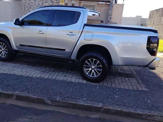 MITSUBISHI-L200 TRITON-2023