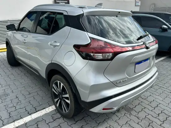 NISSAN-KICKS-2024