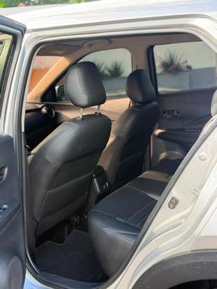 NISSAN-KICKS-2023