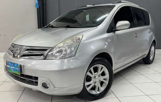 NISSAN-LIVINA-2012