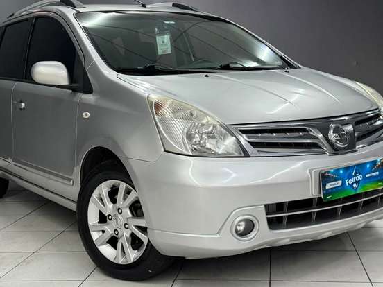 NISSAN-LIVINA-1.8 SL 16V FLEX 4P AUTOMÁTICO NISSAN-LIVINA-2012