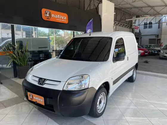 PEUGEOT PARTNER 1.6 FURGÃO 800KG 16V FLEX 3P MANUAL PEUGEOT PARTNER 1.6 FURGÃO 800KG 16V FLEX 3P MANUAL