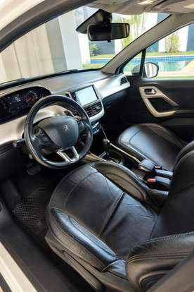 PEUGEOT-2008-2016