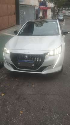 PEUGEOT-208-2022