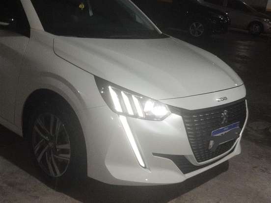 PEUGEOT-208-1.6 16V FLEX GRIFFE AT6 PEUGEOT-208-2022
