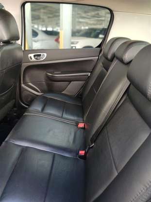 PEUGEOT-307-1.6 PRESENCE PACK 16V FLEX 4P MANUAL PEUGEOT-307-2011